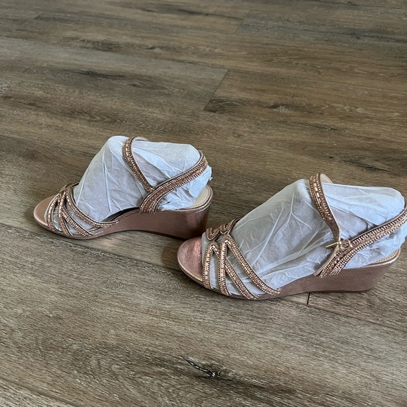 Alex Marie Rose Gold Wedge - Picture 13 of 13